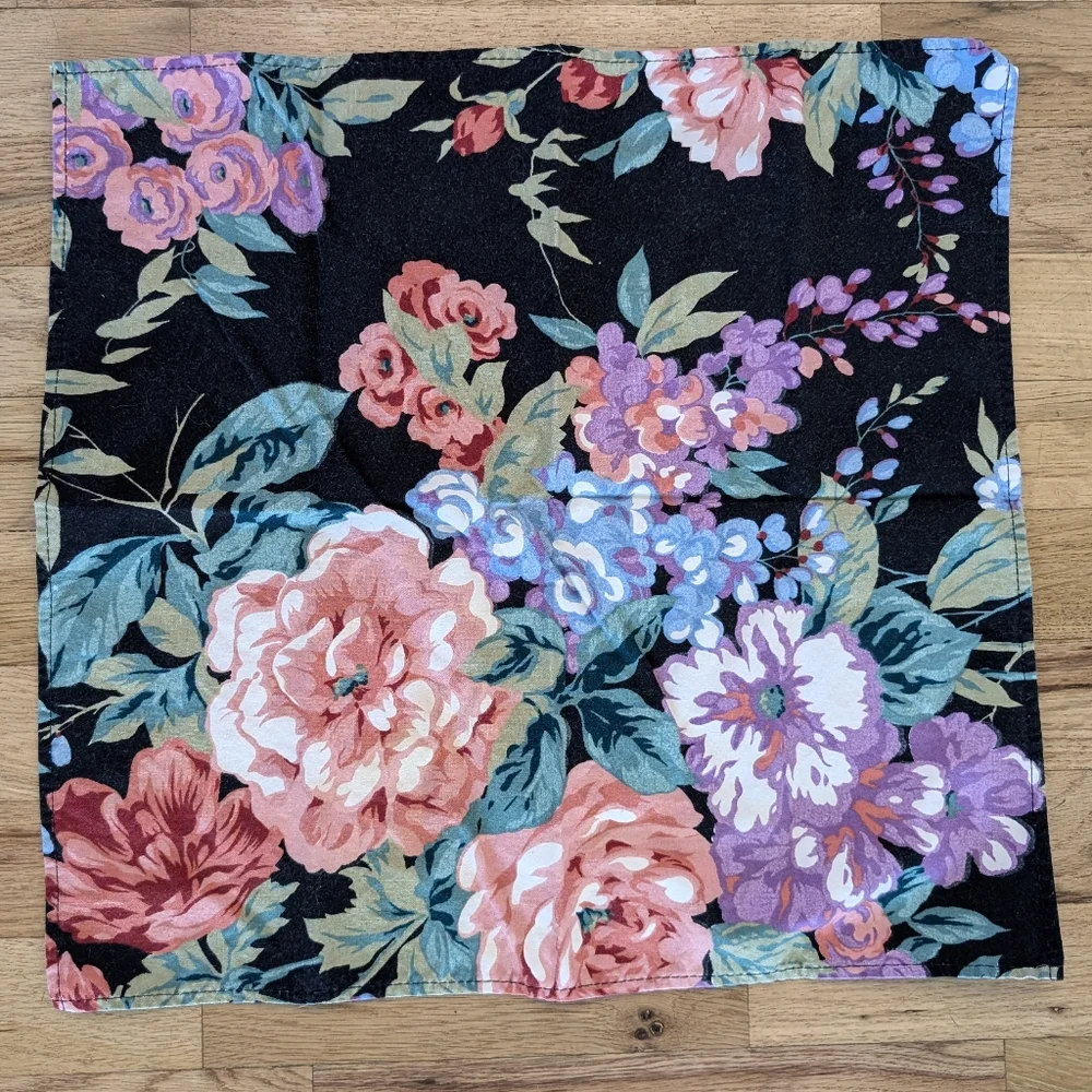 Vintage 90s Black Floral Napkins Set Of 10 Cottagecore Beautiful Flowers